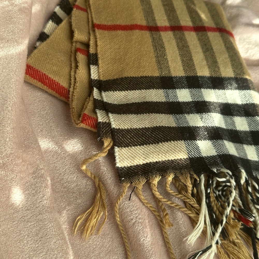 BURBERRY scarf